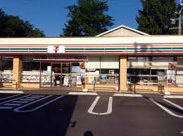 コンビニ　セブンイレブン 練馬中村かしわ公園前店（コンビニ）まで340m