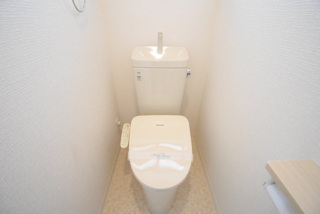 トイレ　同物件別部屋参考写真です。