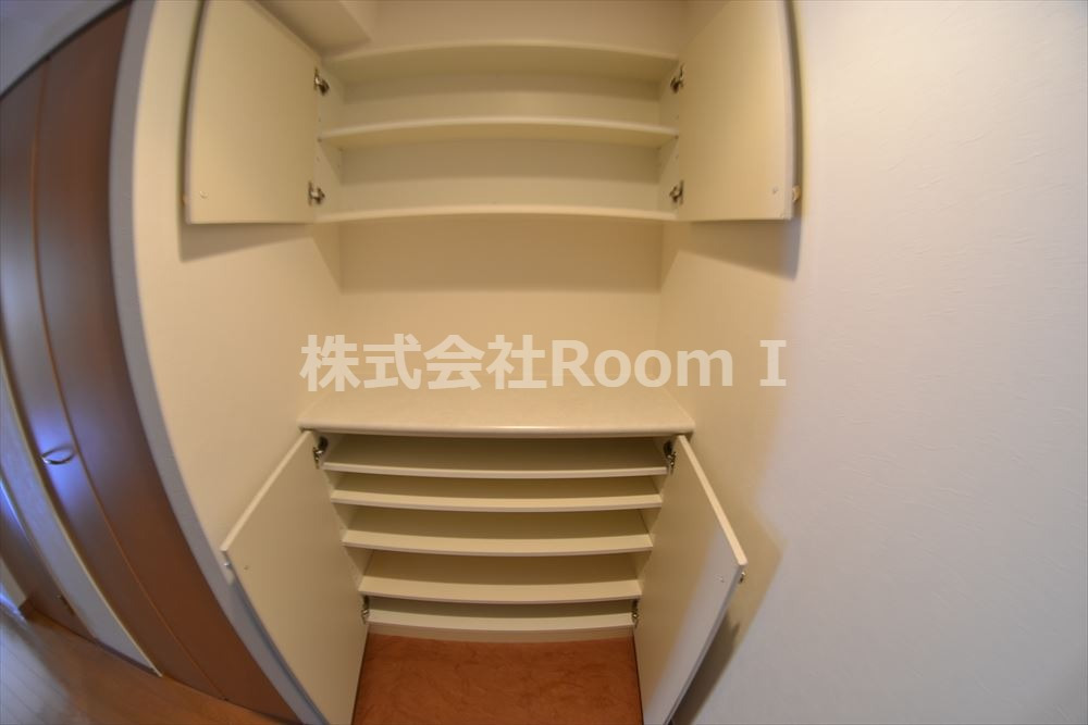 玄関　明るい玄関です