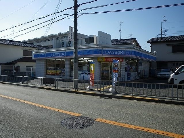 コンビニ　ローソン池田くれは店（コンビニ）まで263m