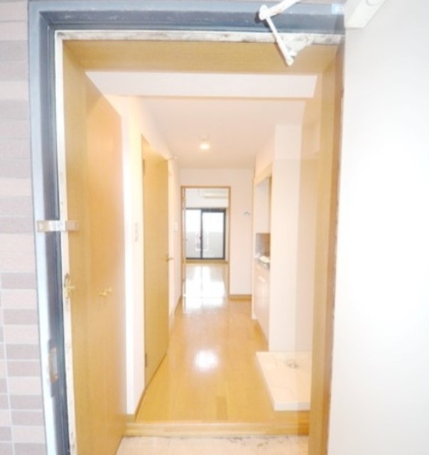 玄関　別部屋同仕様