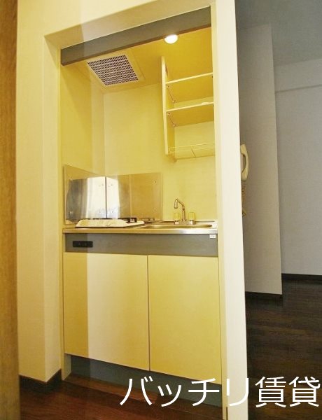 キッチン　画像は同シリーズタイプの為、現状優先になります。