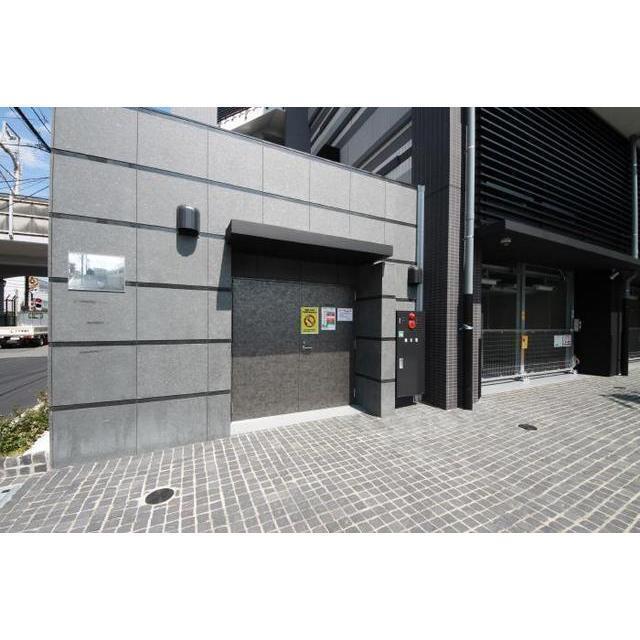 エントランス　建物の内部です
