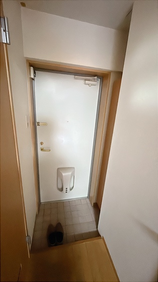 玄関　他号室のお写真です