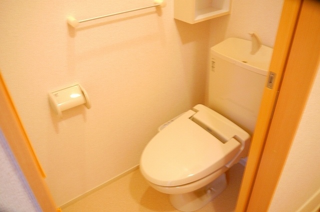 トイレ　シンプルで使いやすいトイレです