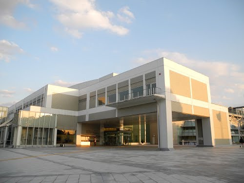 図書館　岐阜県図書館（図書館）まで955m