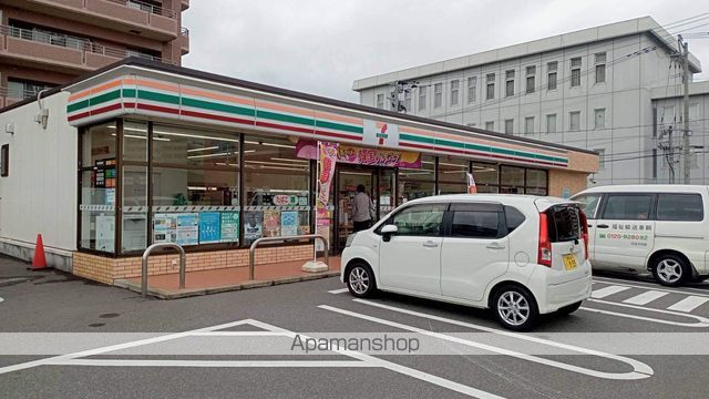 コンビニ　セブン－イレブン博多井相田２丁目店（コンビニ）まで207m