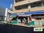 コンビニ　ローソン巣鴨江戸橋通店（コンビニ）まで389m