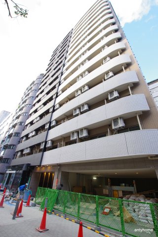 SERENITE本町refletの外観写真