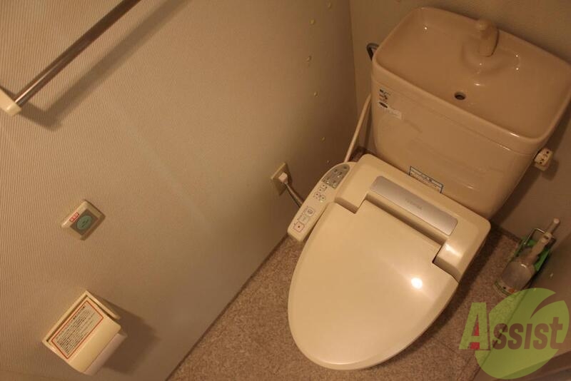 トイレ　癒しの空間　ウォシュレット付き