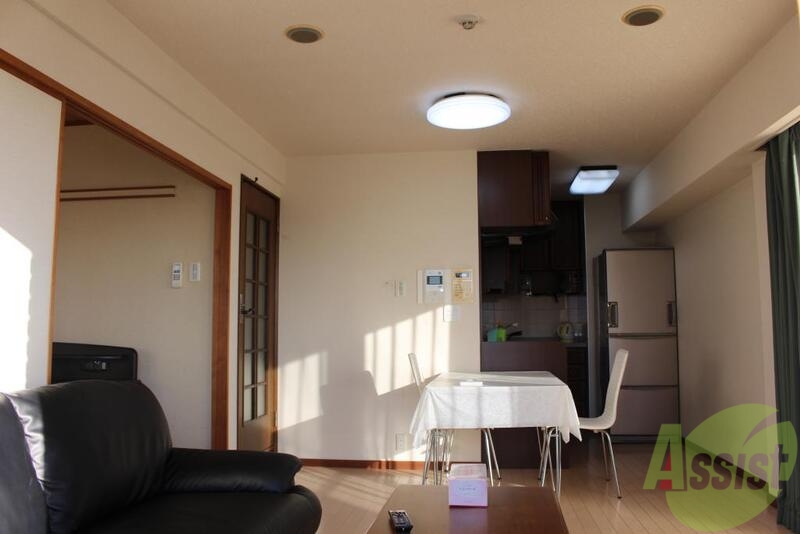 居室・リビング　明るいお部屋でゆったりとした生活を