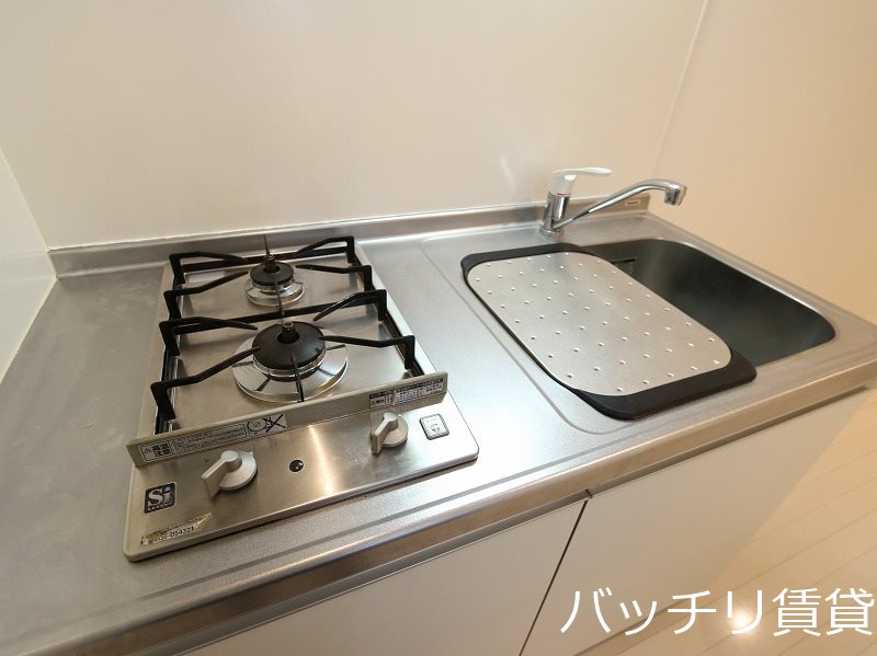 キッチン　同型タイプの為、現状を優先いたします。