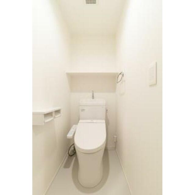トイレ　※写真は同タイプ住戸です。