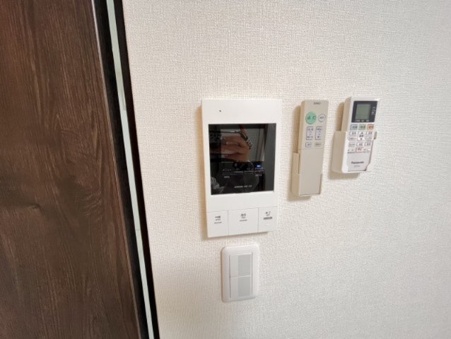 セキュリティ　モニター付きインターホンです
