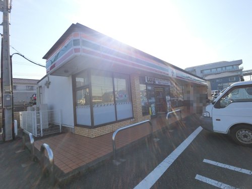 コンビニ　セブン-イレブン袖ヶ浦さつき台店（コンビニ）まで563m