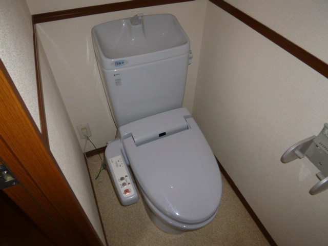 トイレ　シャワー付きトイレ