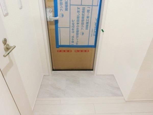 玄関　シューズボックス設置可！