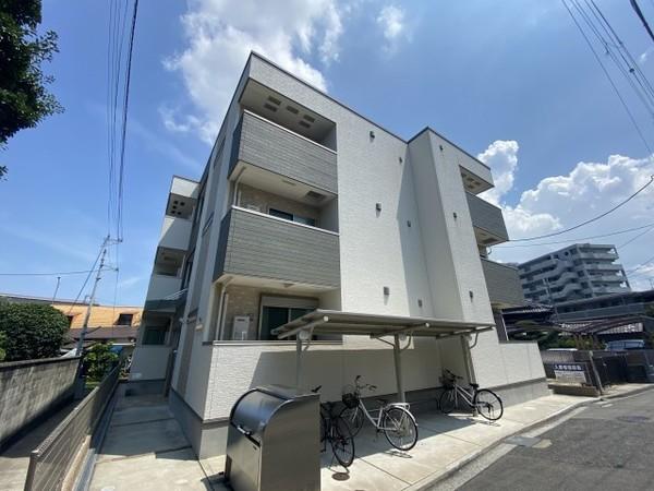 建物外観　全室角部屋！