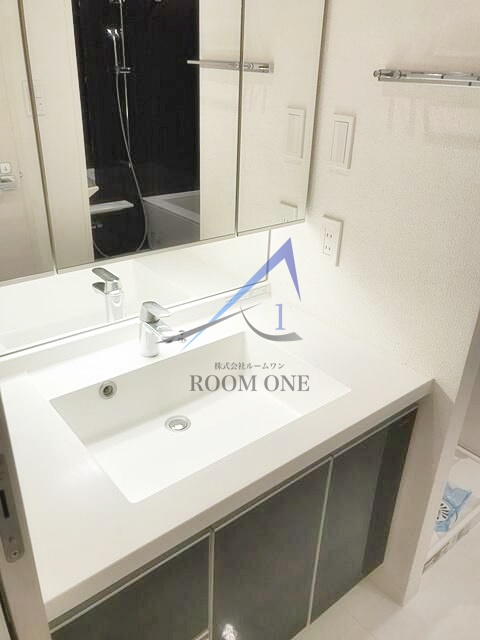 洗面設備　洗面台です。