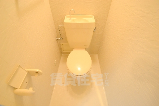 エスリード新大阪第8のトイレ写真