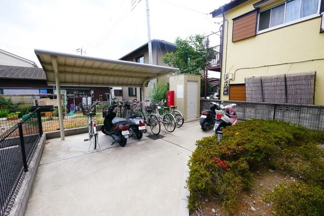 埼玉新都市交通伊奈線 今羽駅 徒歩5分 2階建 築21年の外観写真