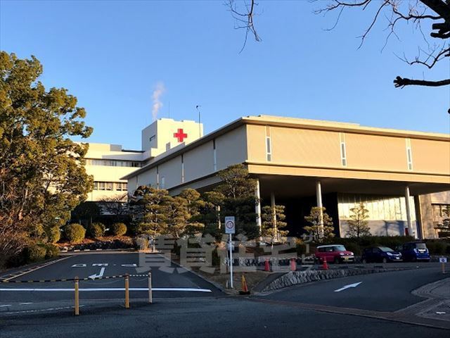 病院　高槻赤十字病院（病院）まで1432m