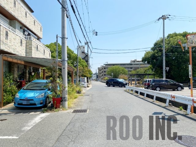 その他　近隣道路（その他）まで100m