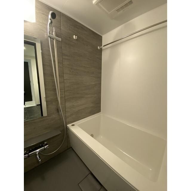 バス・シャワールーム　写真は同タイプ住居です。