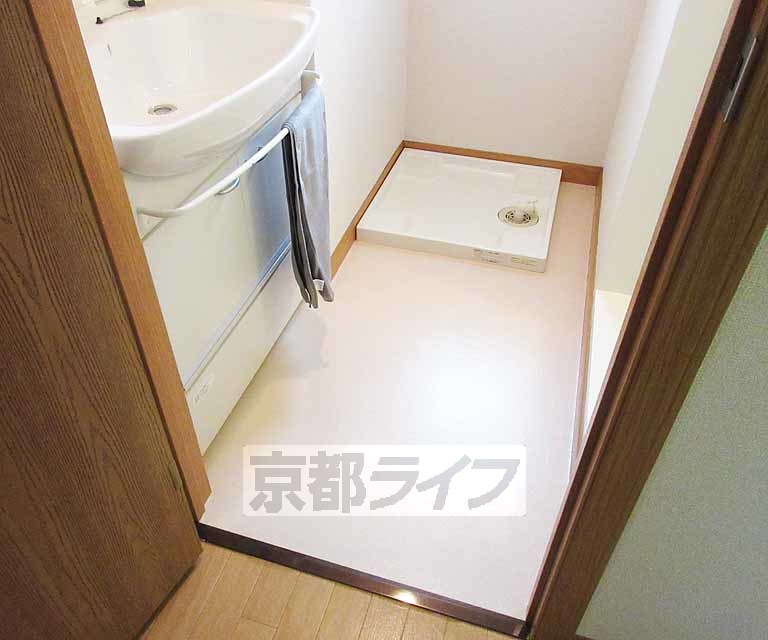 洗面設備　脱衣洗面所・