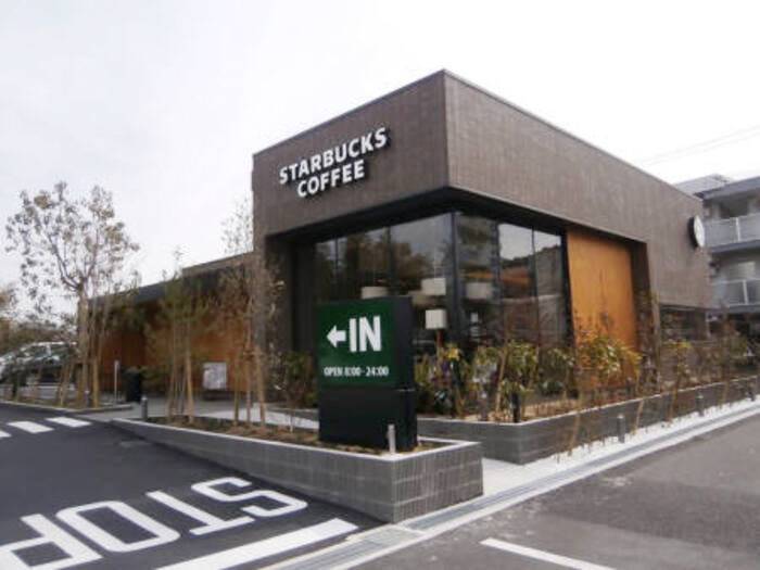 飲食店　スターバックスコーヒー 吹田山田店（飲食店）まで924m