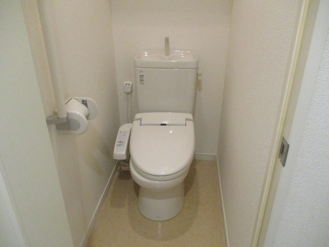 プティ・アントルポのトイレ写真