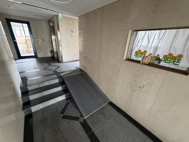地下鉄谷町線 喜連瓜破駅 徒歩3分 6階建 築37年の外観写真