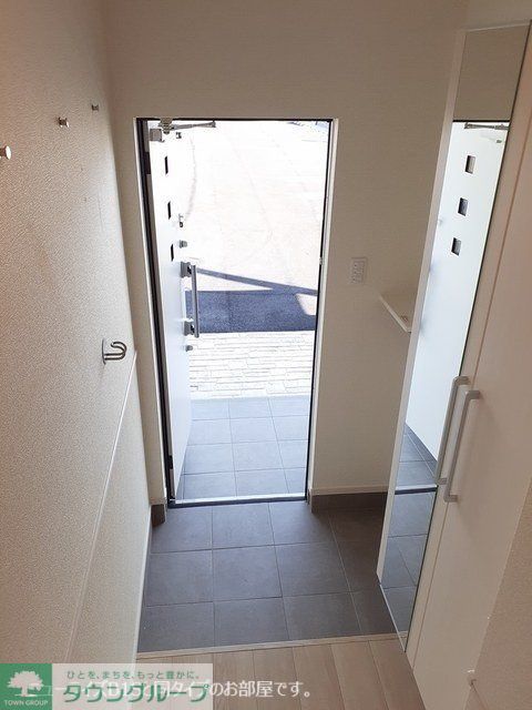 ＪＲ宇都宮線 蓮田駅 徒歩20分 2階建 築1年の玄関写真