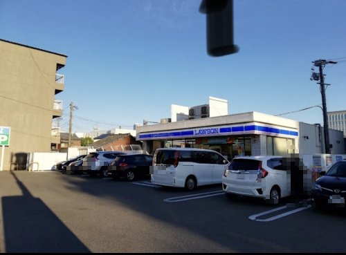 コンビニ　ローソン 東区筒井一丁目店（コンビニ）まで579m