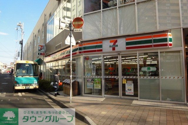 コンビニ　セブンイレブン（コンビニ）まで860m