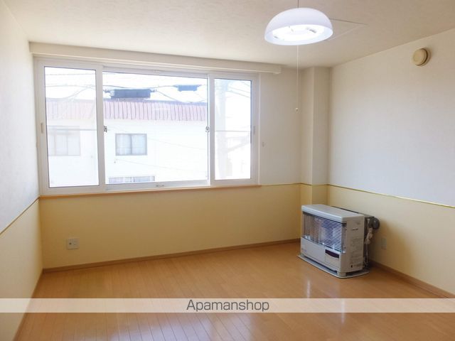 ＪＲ函館本線 白石駅 徒歩6分 2階建 築25年の居間写真