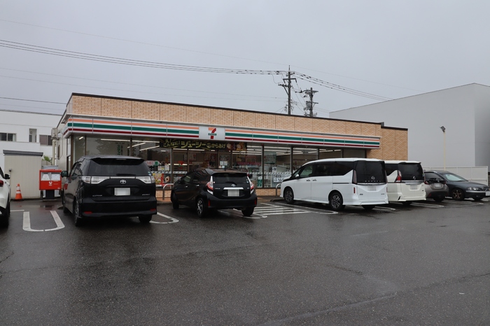 コンビニ　セブンイレブン野々市押野1丁目店（コンビニ）まで337m