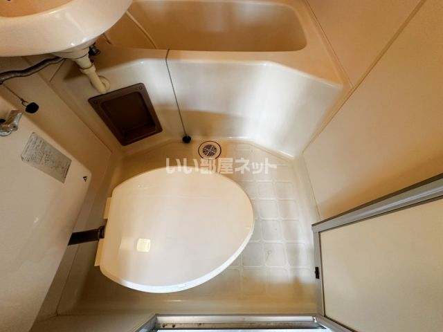 ＪＲ高崎線 吹上駅 徒歩11分 2階建 築39年のトイレ写真