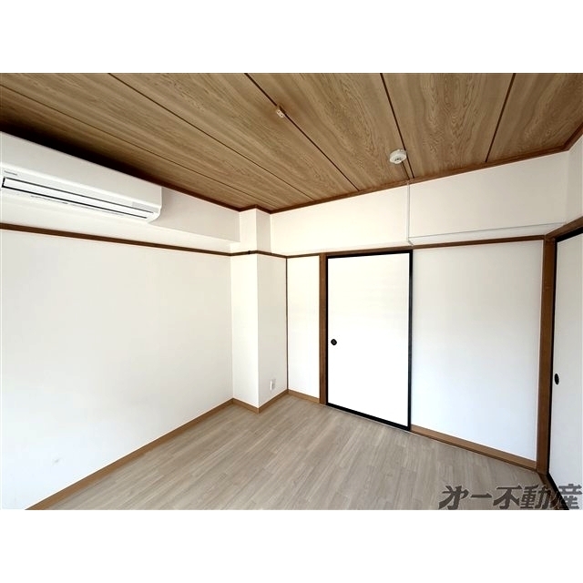 建物外観　洋室