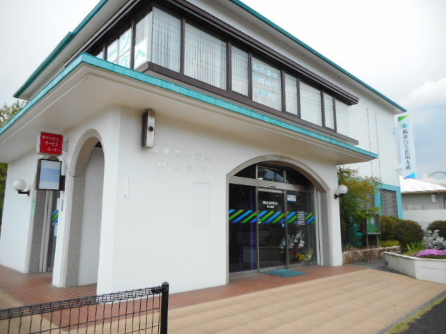 銀行　備前日生信用金庫桜が丘支店（銀行）まで2265m