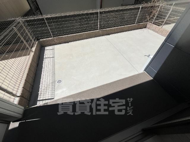 バルコニー　専用庭