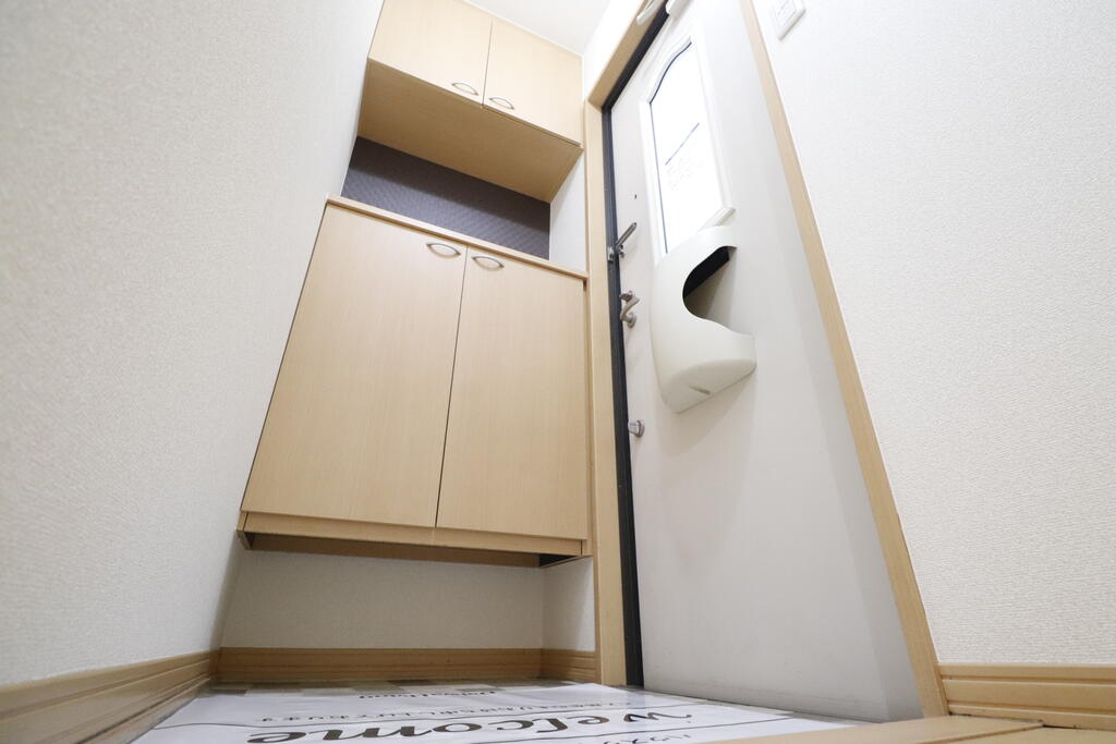 玄関　シューズBOXあります♪