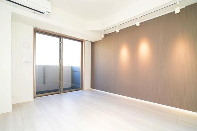 居室・リビング　写真は同タイプ住居です。