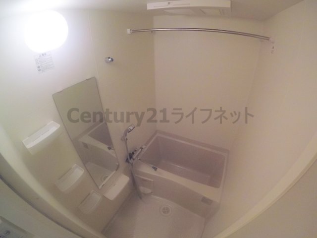 地下鉄御堂筋線 新大阪駅 徒歩8分 15階建 築11年の風呂写真