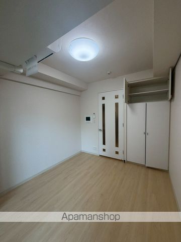 ＪＲ京浜東北線 川崎駅 徒歩5分 13階建 築23年の内装写真