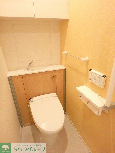 ＪＲ相模線 社家駅 徒歩10分 3階建 築8年のトイレ写真
