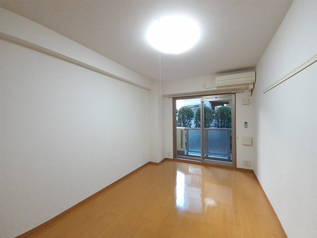 居室・リビング　居室