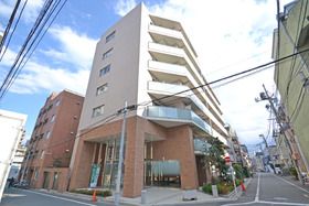 建物外観　スタイリッシュな外観です。