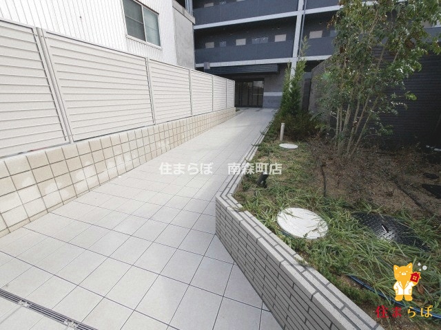 地下鉄千日前線 新深江駅 徒歩5分 13階建 築7年の外観写真