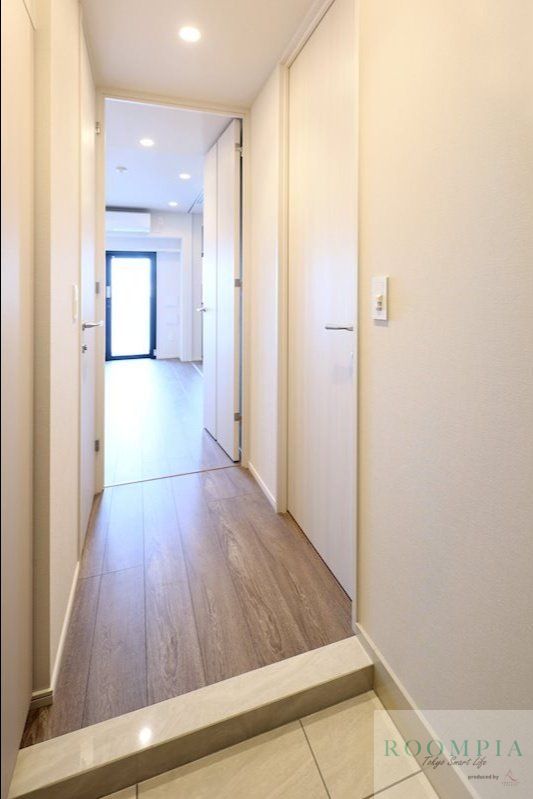 プライマルイプセ池尻大橋の玄関写真